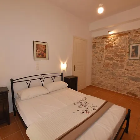 Konstantza And * Ermupoli