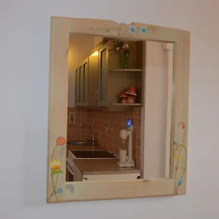 Konstantza And Ermupoli