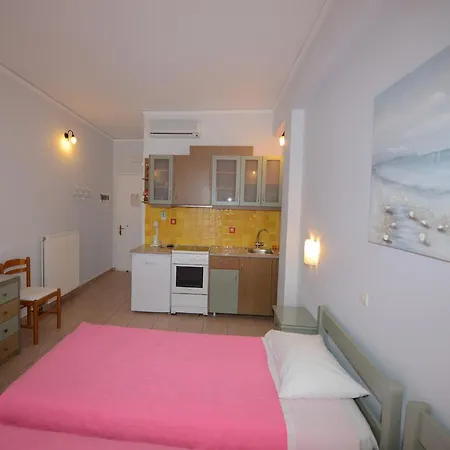 Konstantza And Apartman Ermúpoli