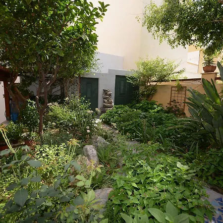 公寓 Konstantza And 埃尔莫波利斯