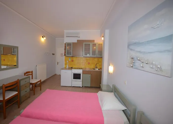 Konstantza And アパート エルムポリ