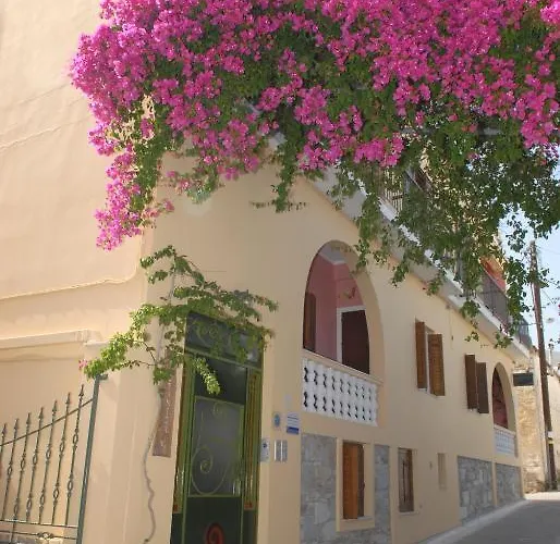 κωνστάντζα στούντιο και