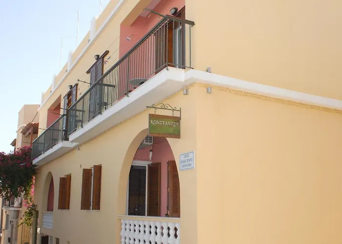 κωνστάντζα στούντιο και Διαμέρισμα