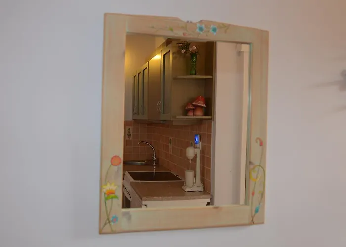 Konstantza And エルムポリ