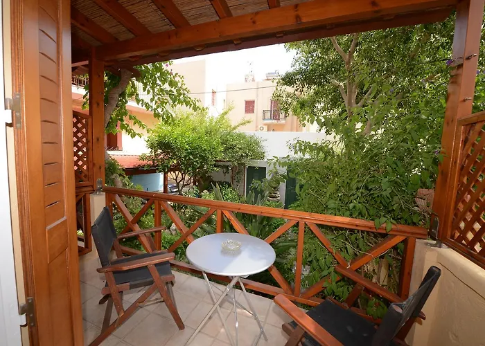 アパート Konstantza And *