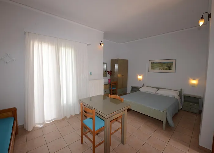 κωνστάντζα στούντιο και Διαμέρισμα