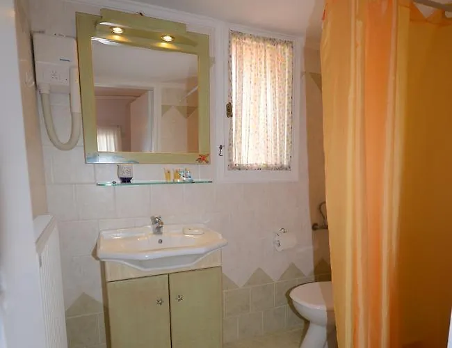 Konstantza And * エルムポリ